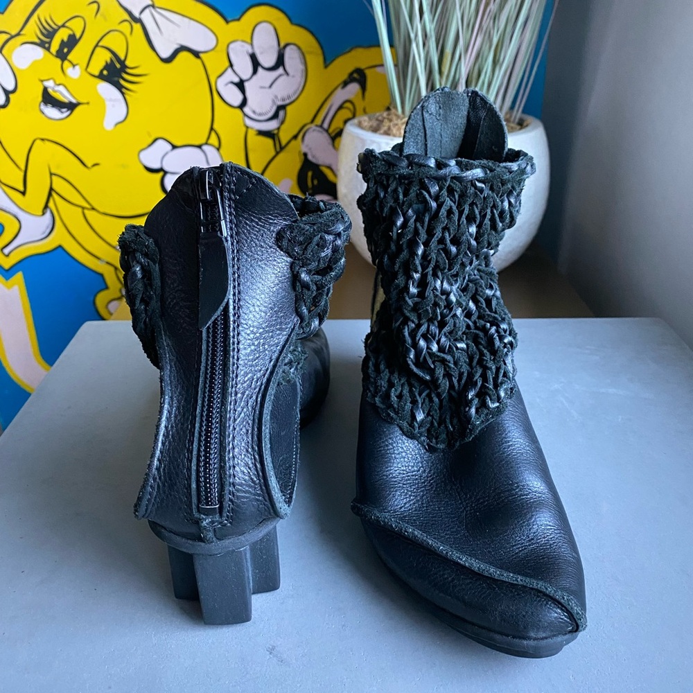 RARE Trippen Crochet Leather Witchy Boots goth hippie 90s punk grunge 38 7.5 39